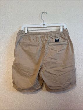 Vans Men's Range Relaxed Elastic Shorts in Tan/Beige